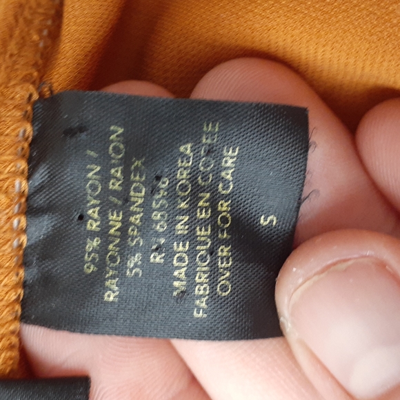 Donna Karan mustard orange blouse size small - Picture 7 of 7